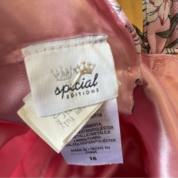 SPECIAL EDITIONS PINK FLORAL PRINT BOW ACCENT GIRLS DRESS SIZE 16 - Picture 5 of 6